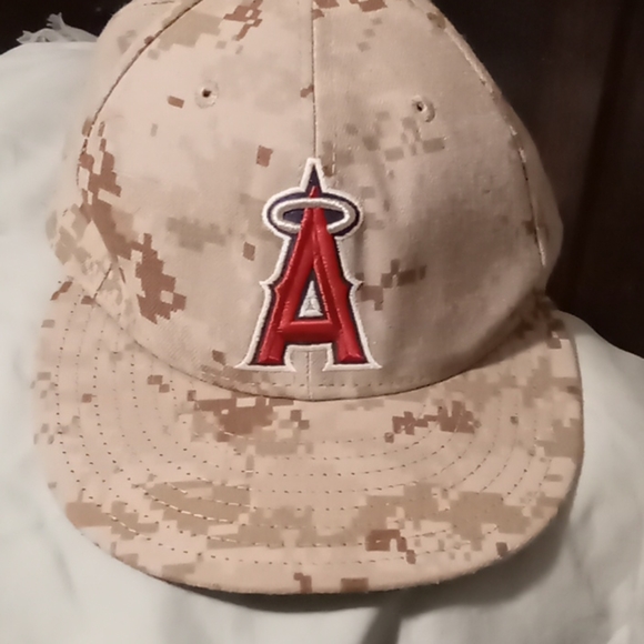 Angels hat